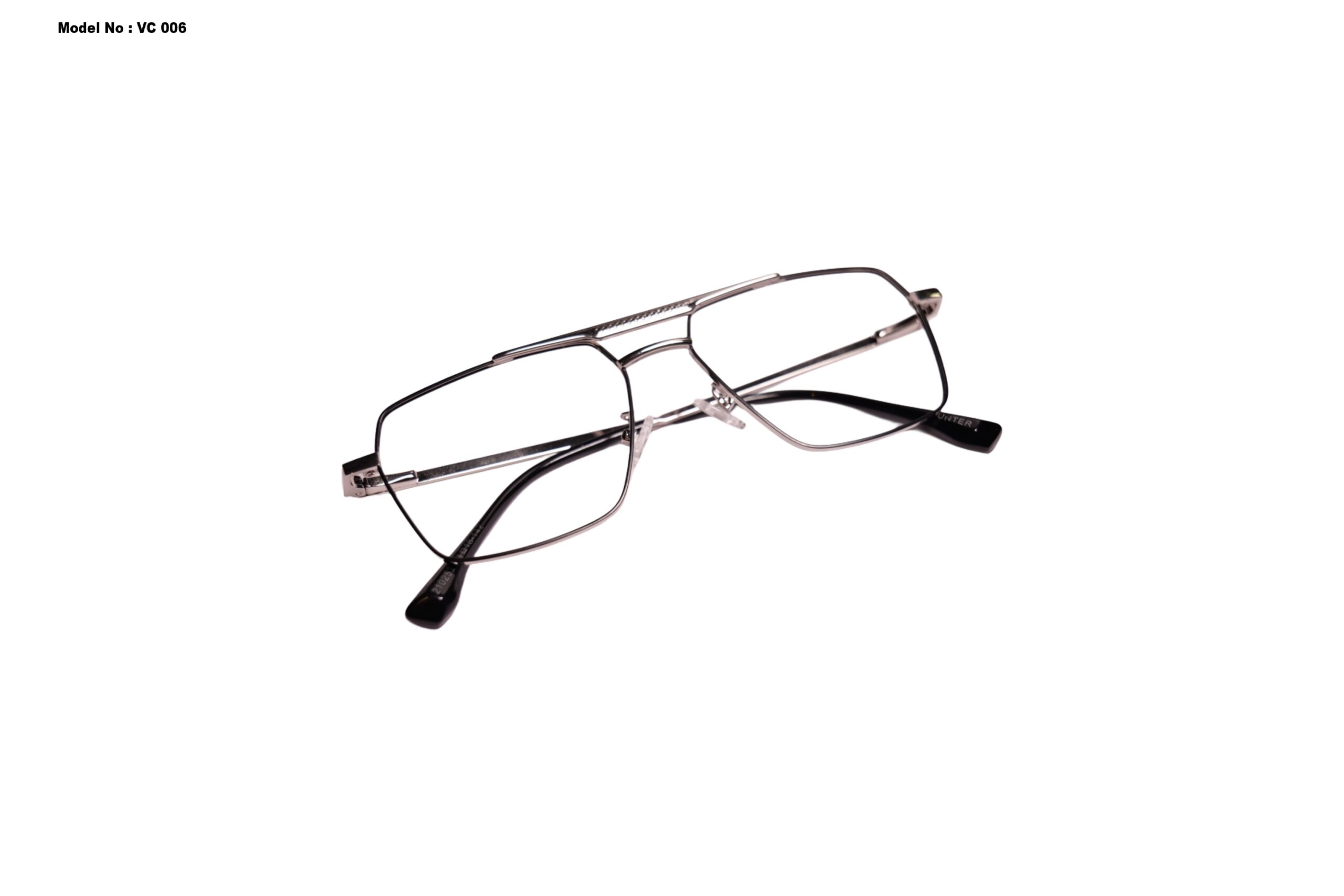 Picsart_25-09-15_01-45-58-936